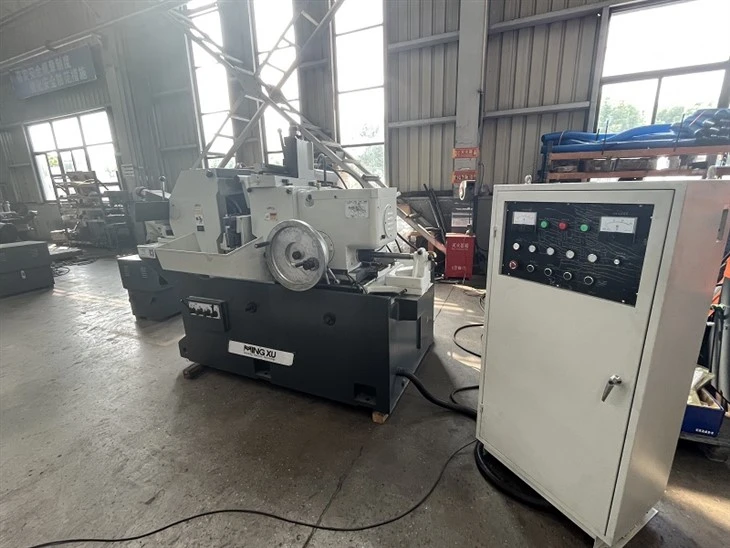 Precision Centerless Grinder